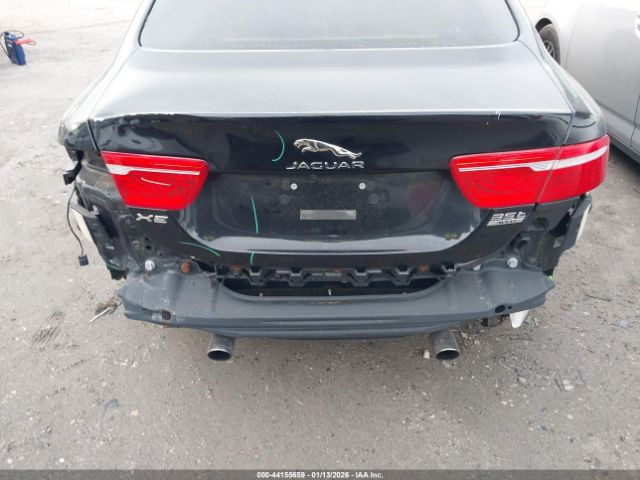 2017 JAGUAR XE SAJAJ4BV9HA960829 Photo 5