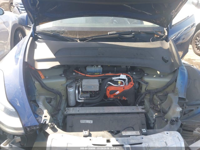 2021 TESLA MODEL Y 5YJYGDED4MF123082 Photo 9