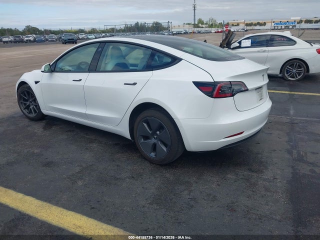 2021 TESLA MODEL 3 5YJ3E1EA7MF025877 Photo 2