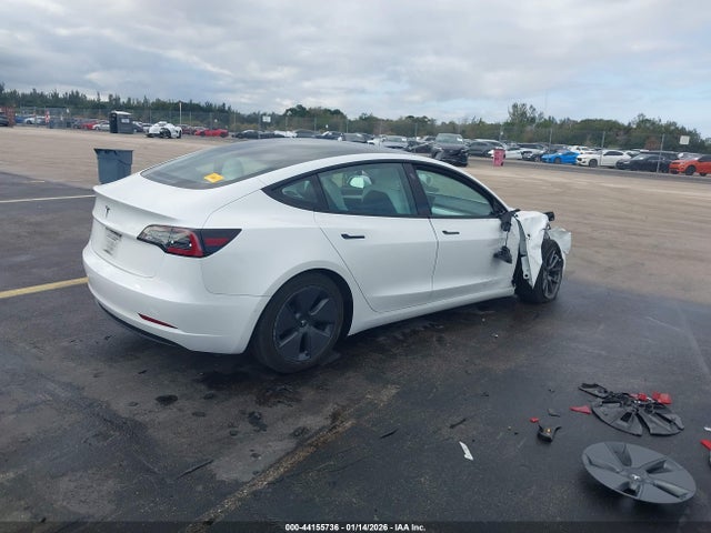2021 TESLA MODEL 3 5YJ3E1EA7MF025877 Photo 3
