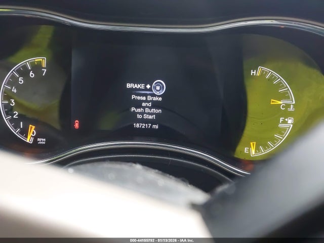 Продажа на аукционе авто 2016 Jeep Grand Cherokee Limited, vin: 1C4RJFBGXGC316581, номер лота: 44155792
