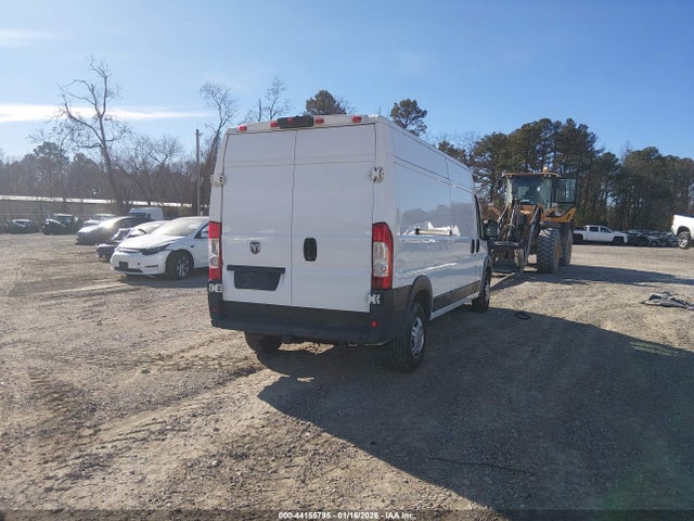 3C6TRVDG0JE139231 RAM Promaster 2500 High Roof 159 Wb