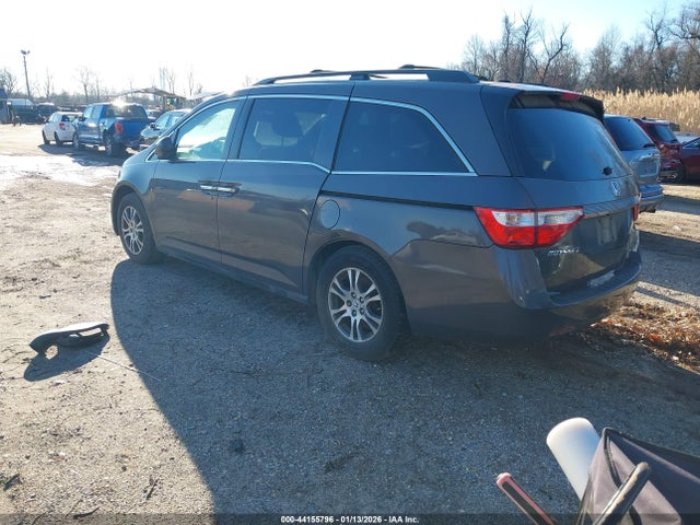 2013 HONDA ODYSSEY 5FNRL5H67DB029720 Photo 2