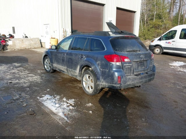 2013 Subaru Outback 2.5i Premium მანქანა იყიდება აუქციონზე, vin: 4S4BRBCC1D3284819, აუქციონის ნომერი: 44155831
