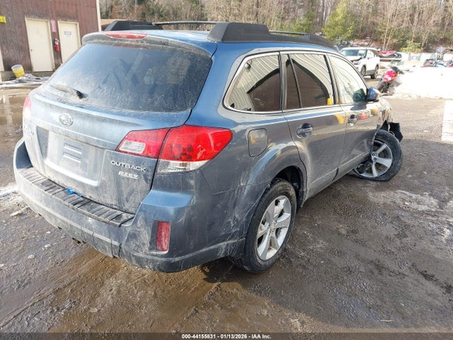 2013 Subaru Outback 2.5i Premium მანქანა იყიდება აუქციონზე, vin: 4S4BRBCC1D3284819, აუქციონის ნომერი: 44155831