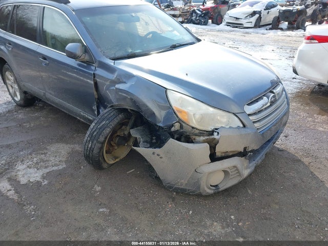 2013 Subaru Outback 2.5i Premium მანქანა იყიდება აუქციონზე, vin: 4S4BRBCC1D3284819, აუქციონის ნომერი: 44155831