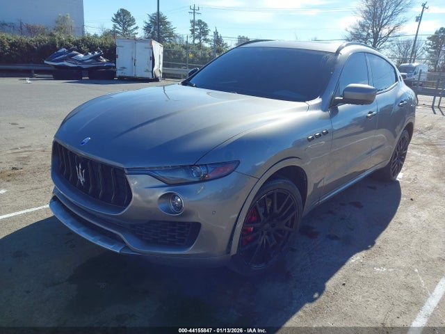 2017 MASERATI LEVANTE ZN661YUL6HX199860 Photo 1