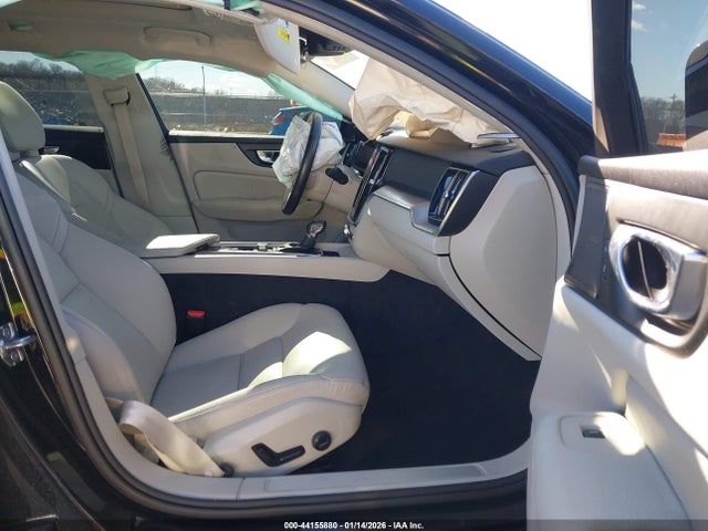2020 VOLVO S60 7JR102FK3LG047481 Photo 4