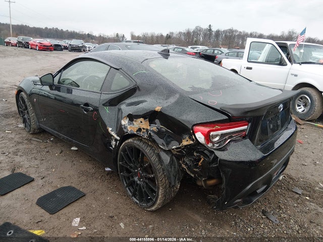 2017 TOYOTA 86 JF1ZNAA14H8701682 Photo 2