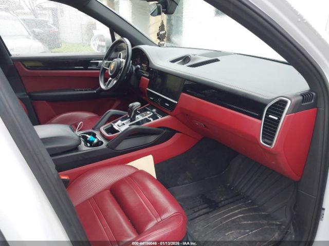 2019 PORSCHE CAYENNE WP1AB2AY1KDA62046 Photo 4
