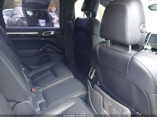2018 PORSCHE CAYENNE WP1AA2A21JKA04981 Photo 7