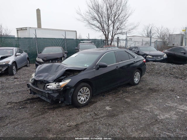 Toyota CAMRY SE 2017 4T1BF1FK9HU287845 Image 2