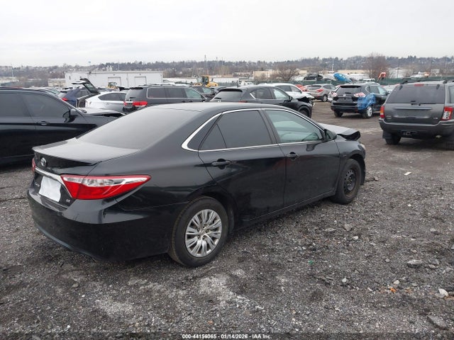 Toyota CAMRY SE 2017 4T1BF1FK9HU287845 Image 4
