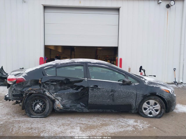 Aukcja sprzedaży 2017 Kia Forte Lx, vin: 3KPFK4A79HE143507, numer aukcji: 44156094