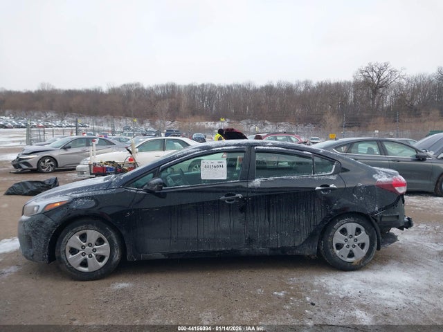 Aukcja sprzedaży 2017 Kia Forte Lx, vin: 3KPFK4A79HE143507, numer aukcji: 44156094