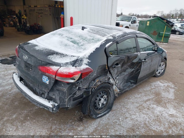 Aukcja sprzedaży 2017 Kia Forte Lx, vin: 3KPFK4A79HE143507, numer aukcji: 44156094