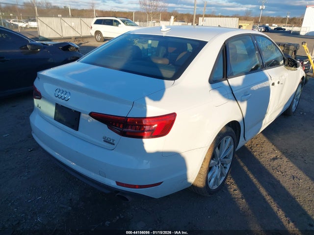 2017 AUDI A4 WAUANAF4XHN025831 Photo 3