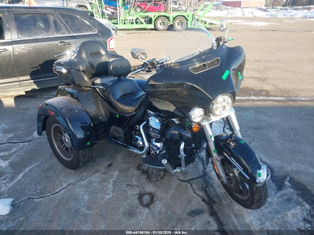 2016 HARLEY-DAVIDSON FLHTCUTG 1HD1MAL31GB857767