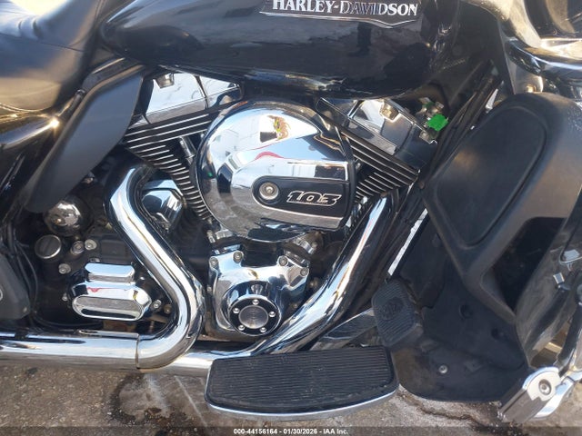 2016 HARLEY-DAVIDSON FLHTCUTG 1HD1MAL31GB857767 Photo 7