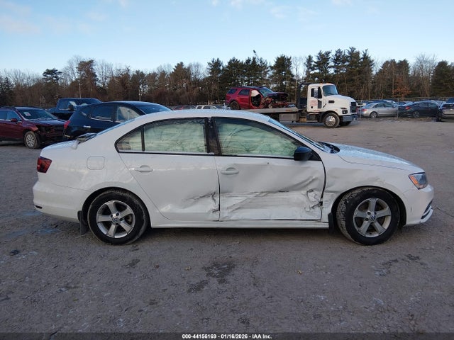 44156169 :رقم المزاد ، 3VW267AJ9GM394660 vin ، 2016 Volkswagen Jetta 1.4t S مزاد بيع