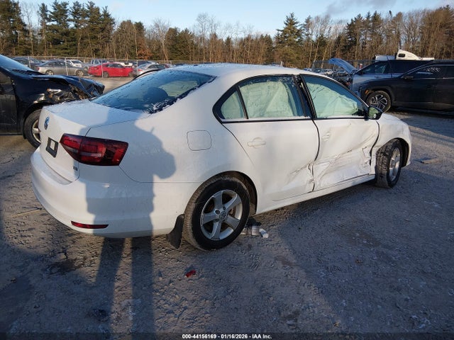44156169 :رقم المزاد ، 3VW267AJ9GM394660 vin ، 2016 Volkswagen Jetta 1.4t S مزاد بيع