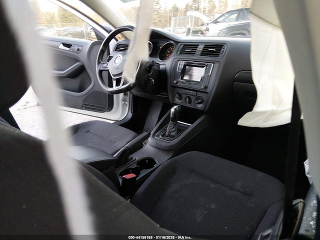 44156169 :رقم المزاد ، 3VW267AJ9GM394660 vin ، 2016 Volkswagen Jetta 1.4t S مزاد بيع