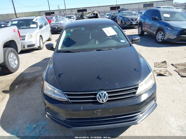 44156319 :رقم المزاد ، 3VWD17AJ9FM334058 vin ، 2015 Volkswagen Jetta 1.8t Se مزاد بيع
