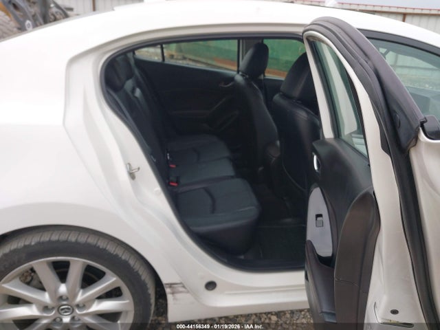 3MZBN1W3XHM127829 Mazda Mazda3 Grand Touring