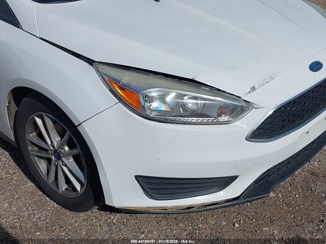 1FADP3F21HL295584 Ford FOCUS SE