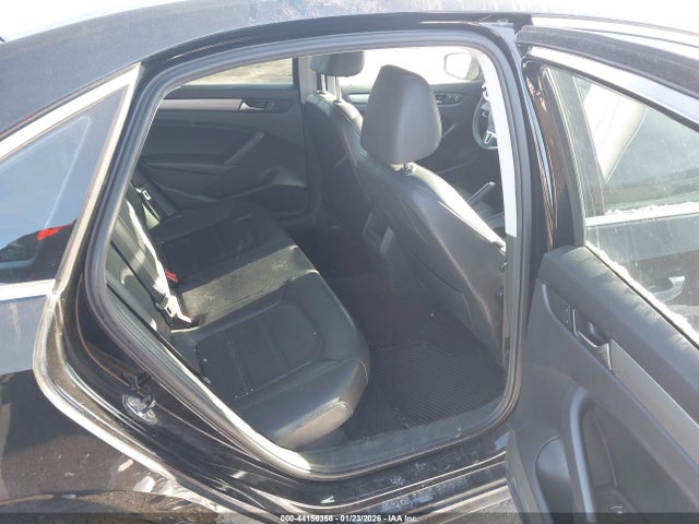 2014 VOLKSWAGEN PASSAT 1VWAT7A39EC047267 Photo 7