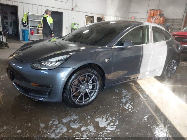 2018 TESLA MODEL 3 5YJ3E1EA4JF158835 Photo 1