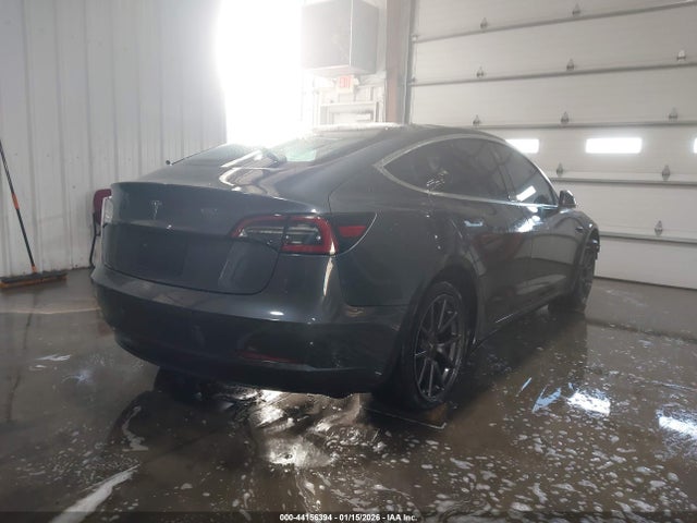 2018 TESLA MODEL 3 5YJ3E1EA4JF158835 Photo 3