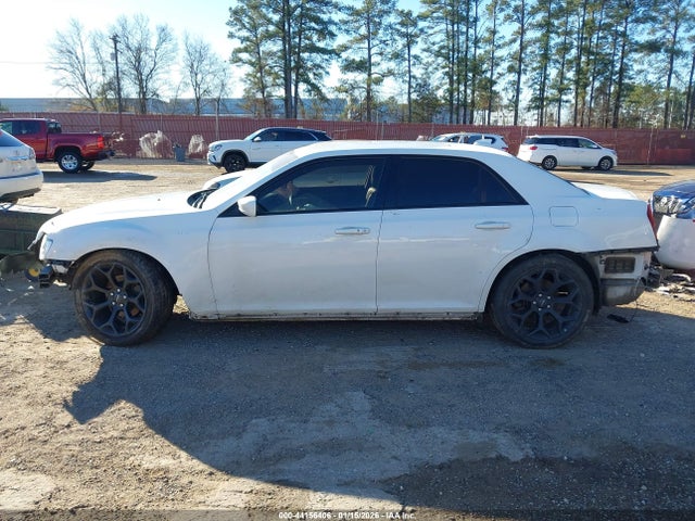 Продаж на аукціоні авто 2019 Chrysler 300, vin: 2C3CCABG8KH564857, номер лоту: 44156406