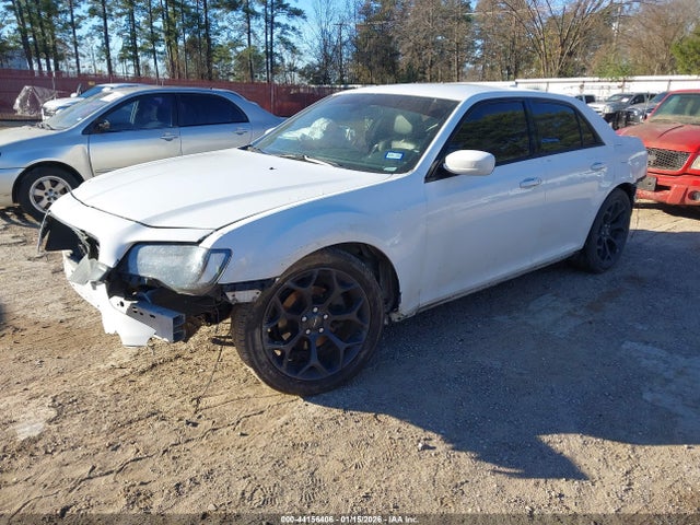 Продаж на аукціоні авто 2019 Chrysler 300, vin: 2C3CCABG8KH564857, номер лоту: 44156406