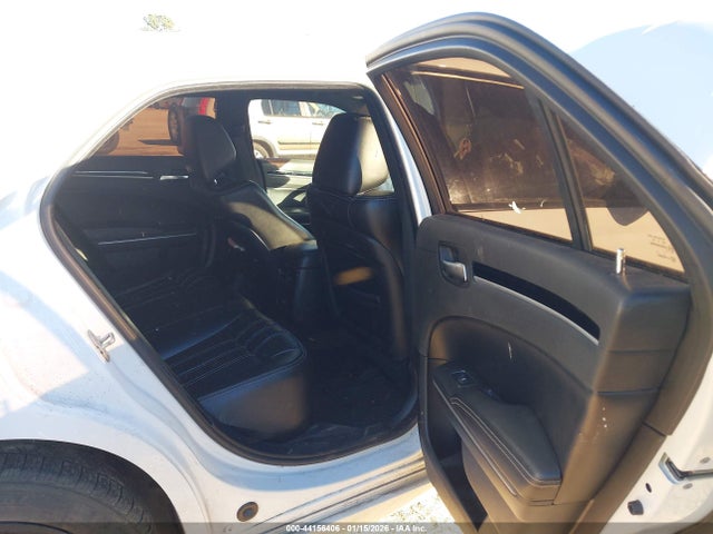 Продаж на аукціоні авто 2019 Chrysler 300, vin: 2C3CCABG8KH564857, номер лоту: 44156406