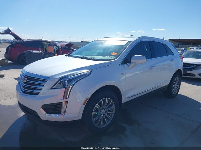 2019 CADILLAC XT5 1GYKNCRS5KZ212806 Photo 1