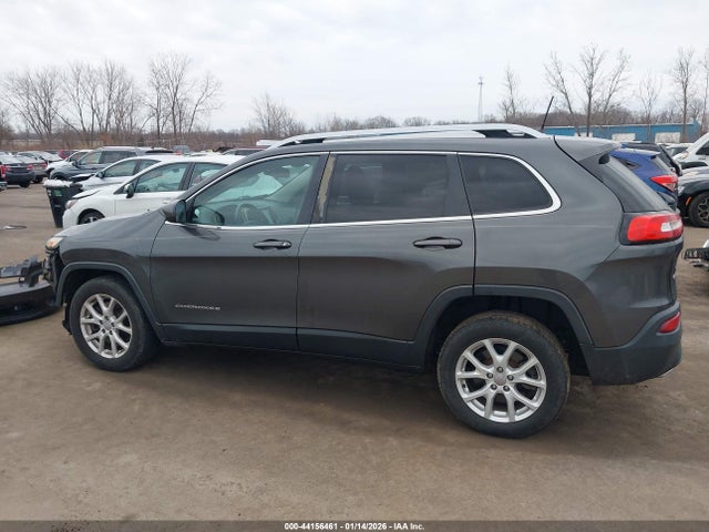 2016 Jeep Cherokee Latitude მანქანა იყიდება აუქციონზე, vin: 1C4PJLCSXGW302994, აუქციონის ნომერი: 44156461
