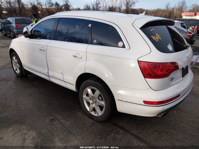 2015 AUDI Q7 WA1CGBFE1FD032376 Photo 2