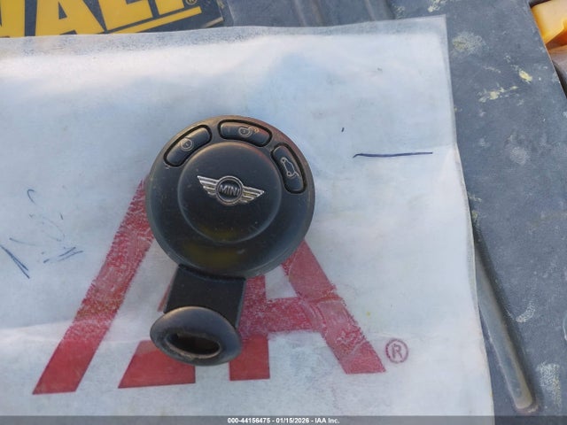 2009 MINI COOPER WMWMF33539TW72670 Photo 10