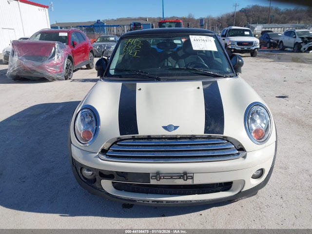 2009 MINI COOPER WMWMF33539TW72670 Photo 5