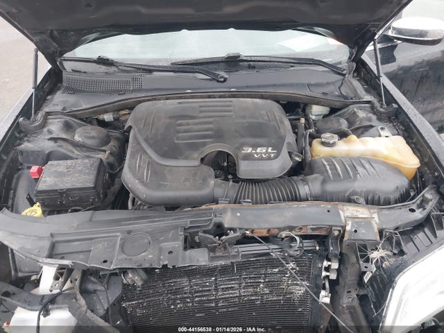 Chrysler 300 2014 2C3CCAAG8EH276083 Image 10