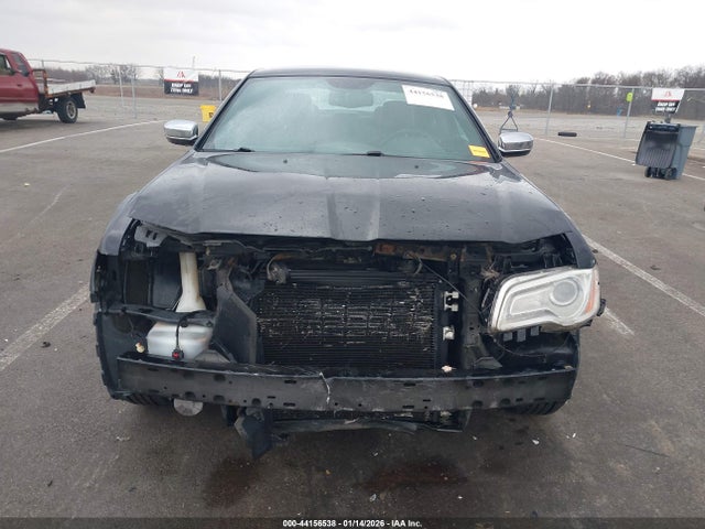 Chrysler 300 2014 2C3CCAAG8EH276083 Image 12