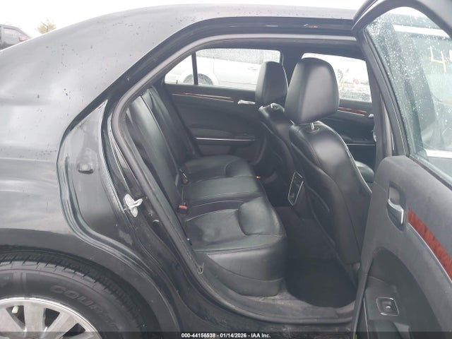 Chrysler 300 2014 2C3CCAAG8EH276083 Image 8