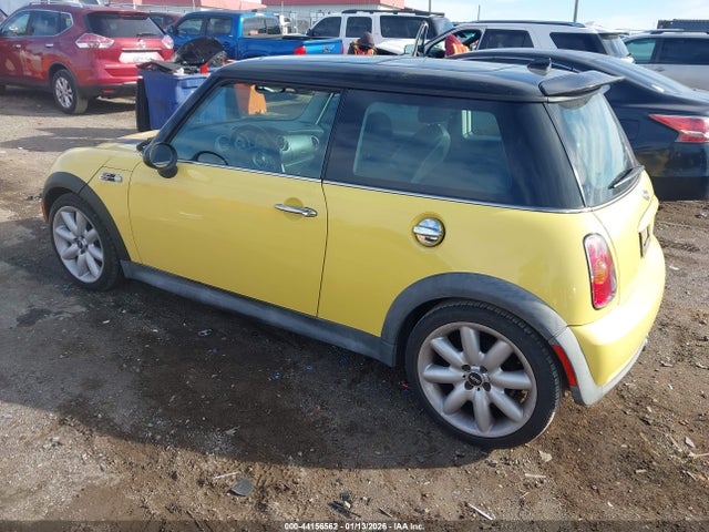 2002 MINI COOPER S WMWRE33482TD55413 Photo 2