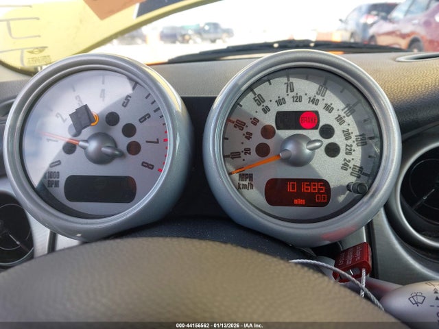 2002 MINI COOPER S WMWRE33482TD55413 Photo 6