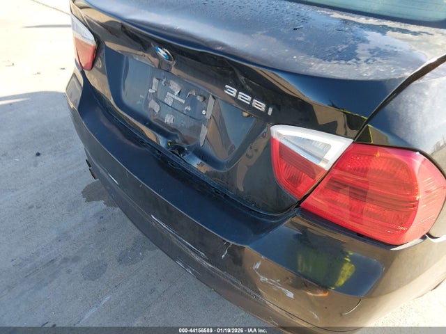 2007 Bmw 328i მანქანა იყიდება აუქციონზე, vin: WBAVA37527NL16886, აუქციონის ნომერი: 44156589
