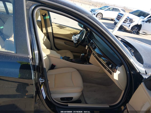 2007 Bmw 328i მანქანა იყიდება აუქციონზე, vin: WBAVA37527NL16886, აუქციონის ნომერი: 44156589