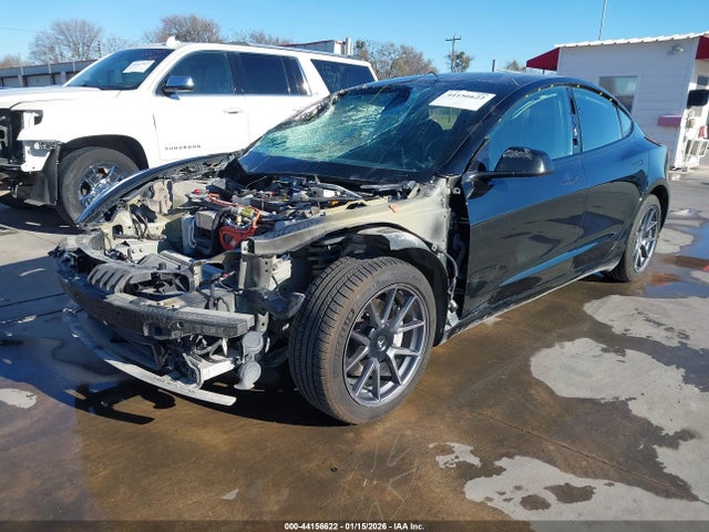 2021 TESLA MODEL 3 5YJ3E1EB2MF061033 Photo 1