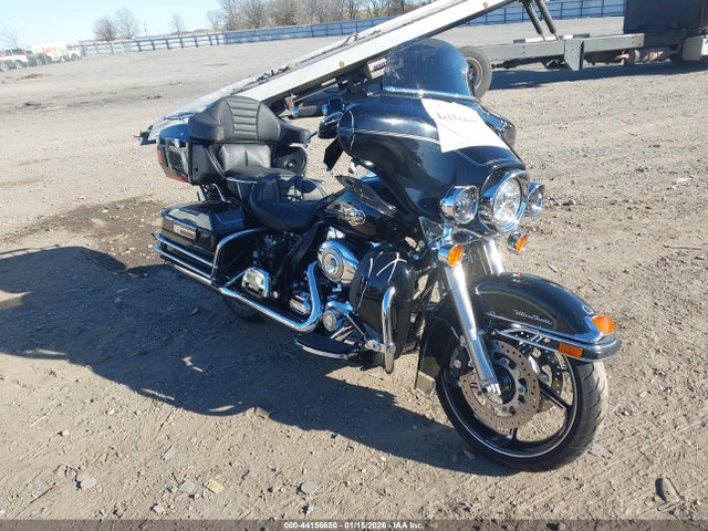 2009 HARLEY-DAVIDSON FLHTCU 1HD1FC4129Y680374
