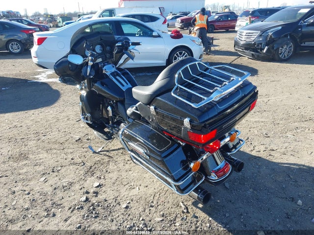 2009 HARLEY-DAVIDSON FLHTCU 1HD1FC4129Y680374 Photo 2